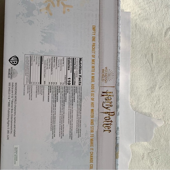 Harry Potter Hogwarts 12 color changing hot chocolate pots with wand stick - Picture 4 of 9